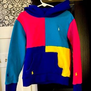 Children’s polo sweatshirt size 6